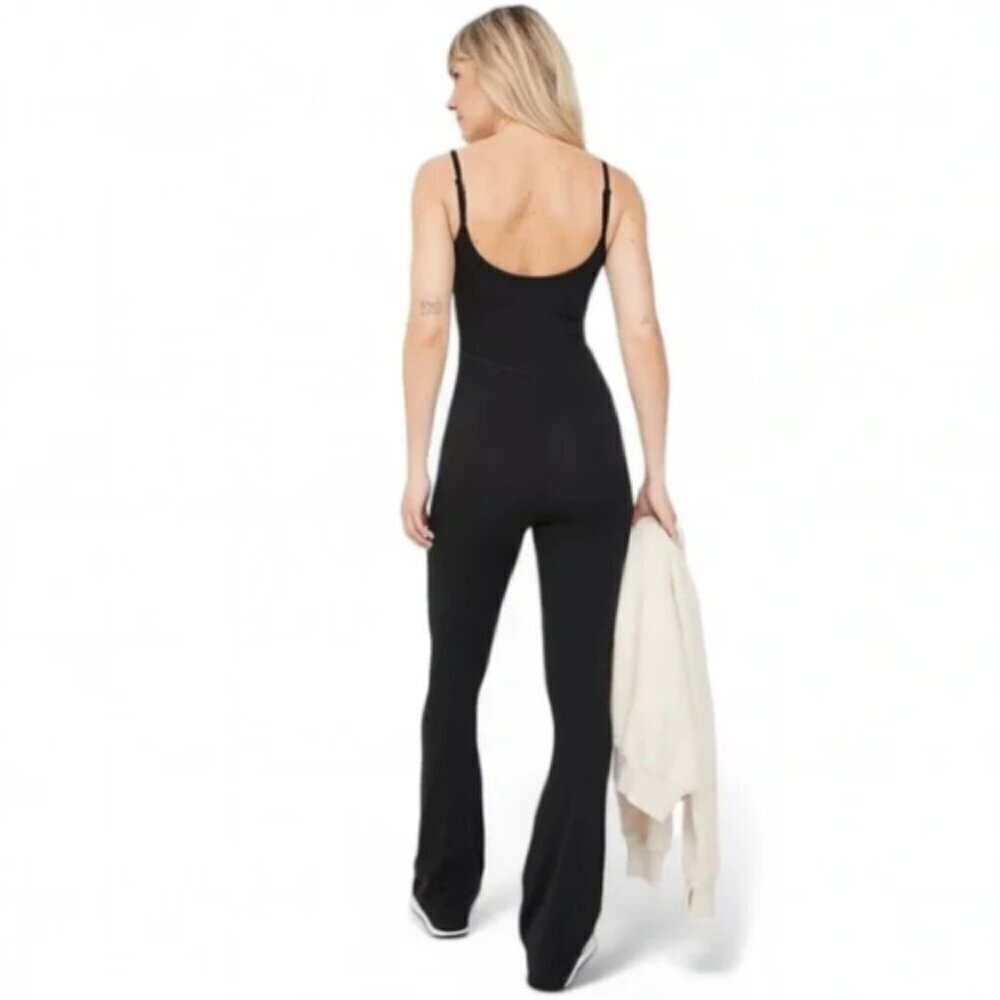 NWT Offline By Aerie Real Me XTRA Flare Jumpsuit - Picture 2 of 10